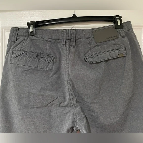Gray Men shorts - Picture 2 of 4